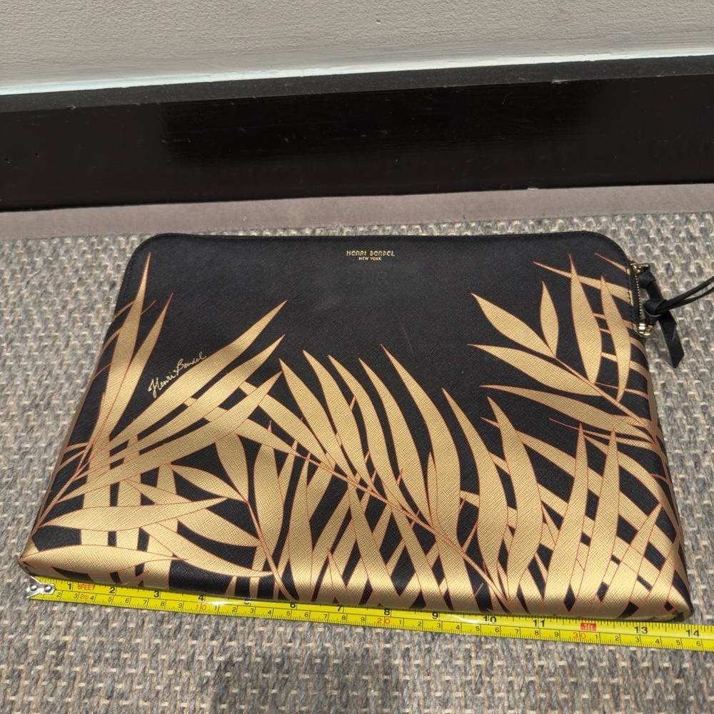 Henri Bendel Black and Gold Laptop Leaf Case 14 (w) x 9.8 Inches Wide - Picture 5 of 6